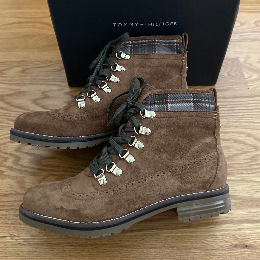 Tommy Hilfiger Ollia 3 Women's Boot (8)